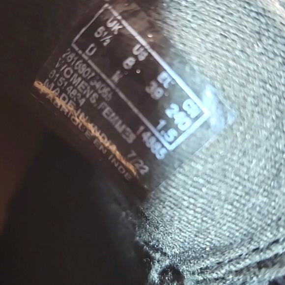 CLARK'S MAYE STRAP BLACK LEATHER ZIPPER/BUCKLE/CLOSURE ALMOND-TOE LADIES 8 NWOB - Picture 3 of 16